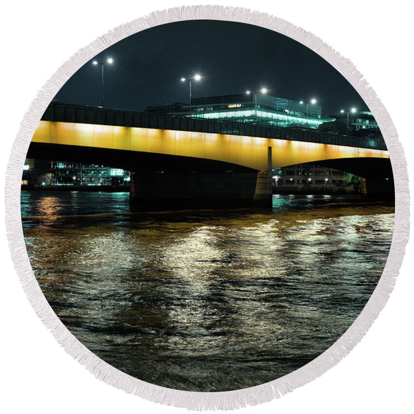 London Bridge Round Beach Towel featuring the photograph London Bridge at night by Angelo DeVal