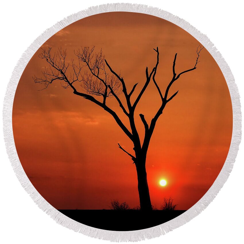 Lonely Sunset Round Beach Towel featuring the photograph Lonely Sunset by Scott Olsen