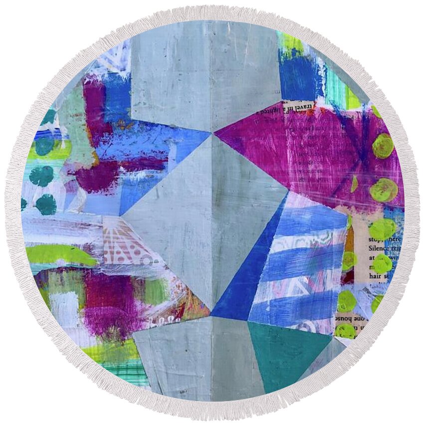 Stars Round Beach Towel featuring the painting Love Bugs by Cyndie Katz