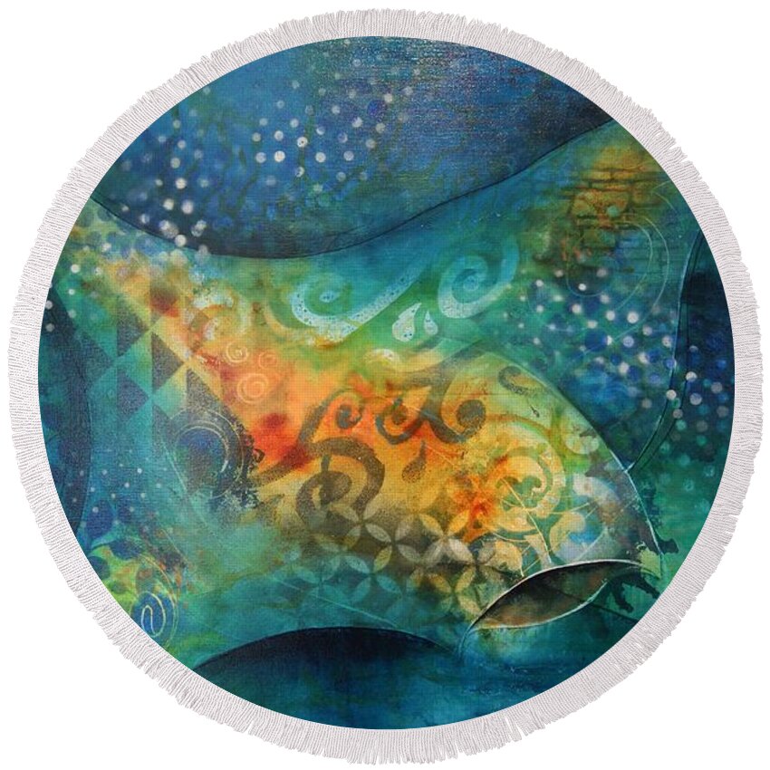 Manta Round Beach Towel featuring the painting Manta Ray by Reina Cottier