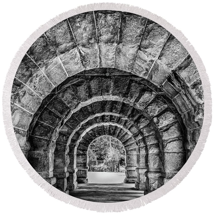 Black And White Round Beach Towel featuring the photograph Many Arches by Charles McCleanon