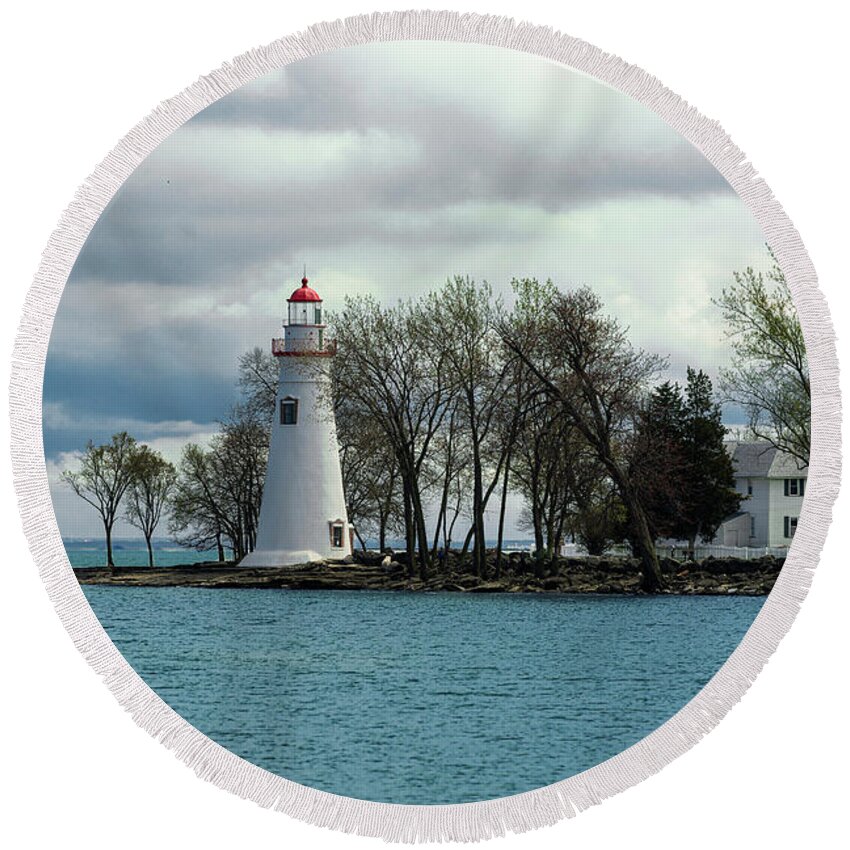 Lighthouse Round Beach Towel featuring the photograph Marblehead Lighthouse Spring by James McClintock