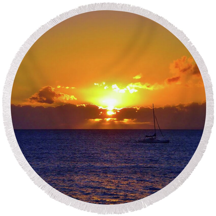 Maui Round Beach Towel featuring the photograph Maui Glowing Sunset by Marilyn MacCrakin