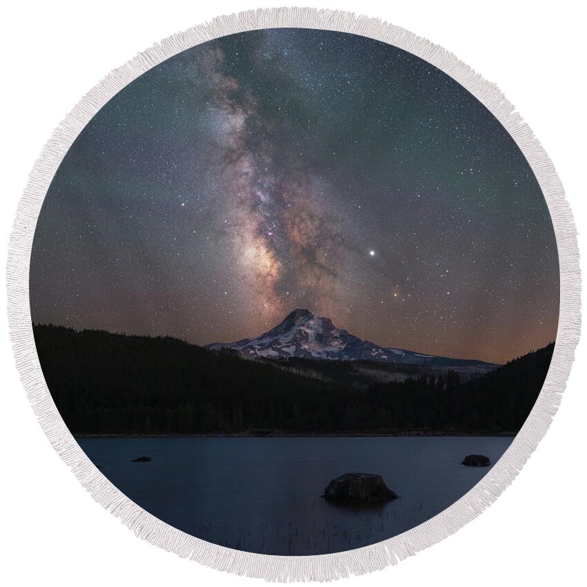 Oregon Round Beach Towel featuring the photograph Milky Way Over Mount Hood by Michael Ver Sprill