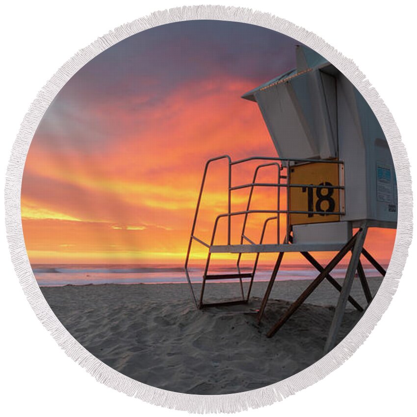 San Diego Round Beach Towel featuring the photograph Mission Beach Colorful Sunset by William Dunigan