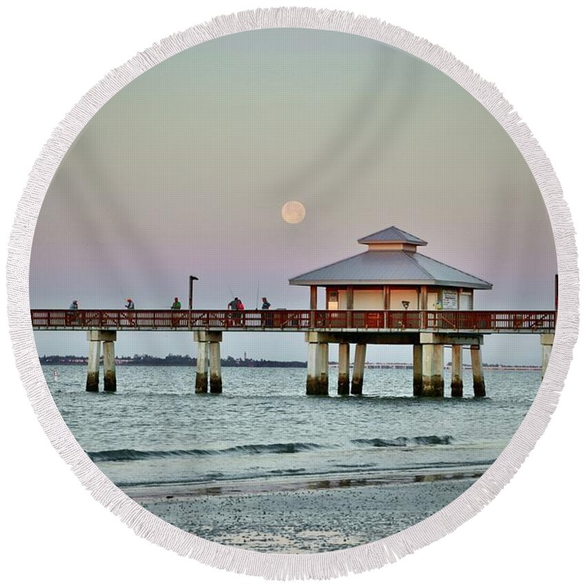 Moon Round Beach Towel featuring the photograph Moonset Fort Myers Beach by Sarah Lilja
