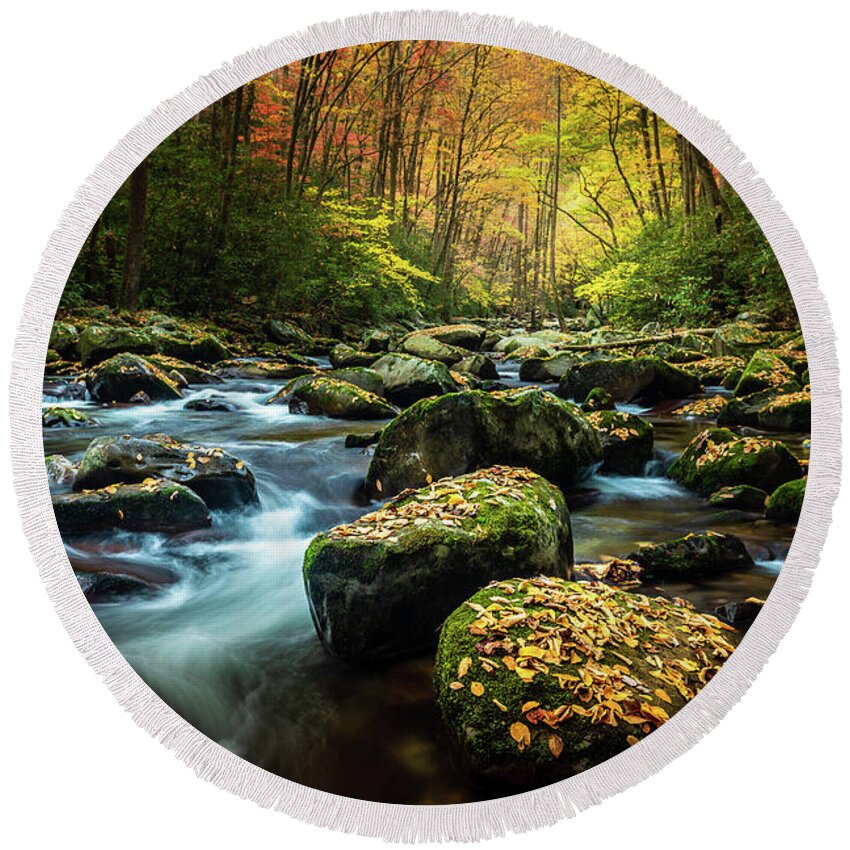 Big Creek Round Beach Towel featuring the photograph Mountain Streams by Darrell DeRosia