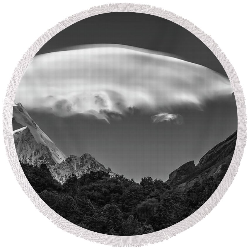 New-zealand Round Beach Towel featuring the photograph Mt. Cook Lenticular Cloud by Gary Johnson