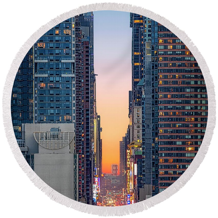 Times Square Round Beach Towel featuring the photograph NYC 42 Street by Susan Candelario