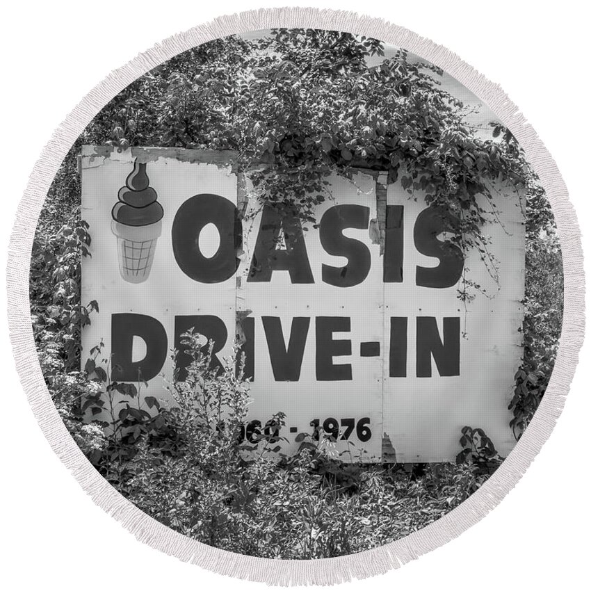 Route 66 Round Beach Towel featuring the photograph Oasis Drive-In - Route 66 Memory Lane - Lexington, Illinois by Susan Rissi Tregoning
