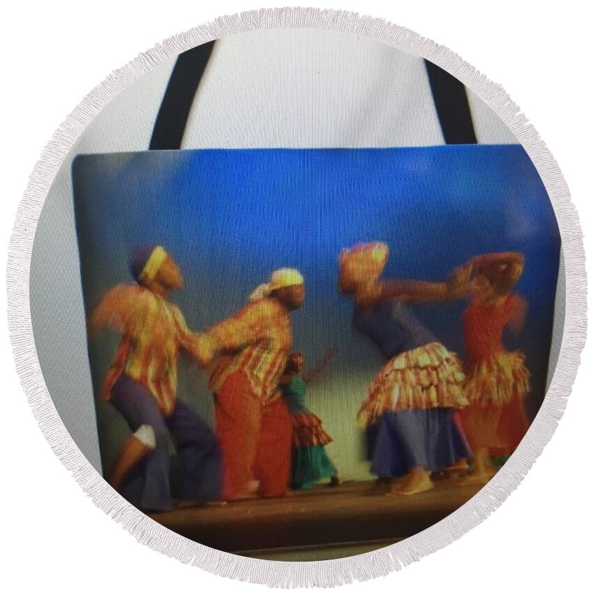 Round Beach Towel featuring the photograph Oh So Fine 5 by Trevor A Smith