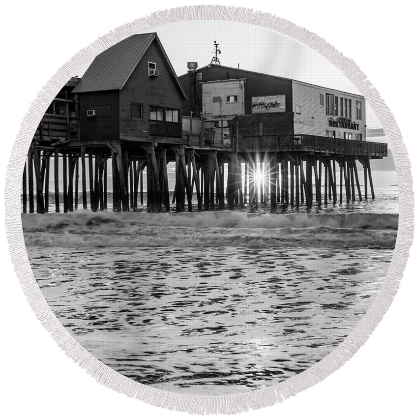 Old Orchard Pier Sunrise Black And White Round Beach Towel featuring the photograph Old Orchard Pier Sunrise Black And White by Dan Sproul