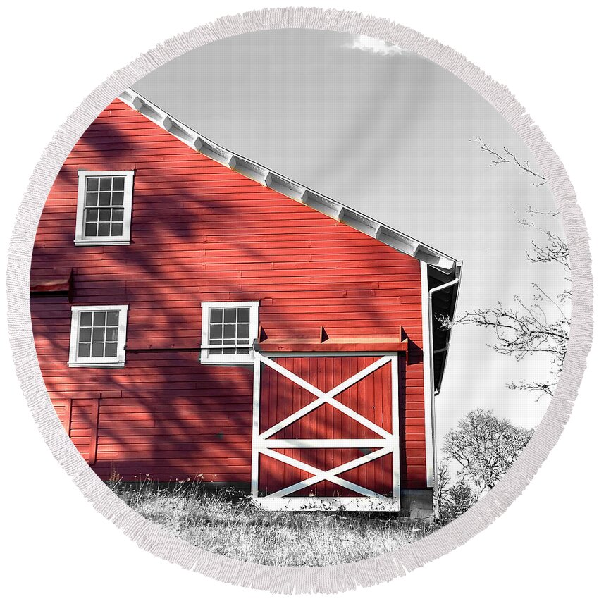 Barn Round Beach Towel featuring the photograph Old Red by Bonnie Bruno