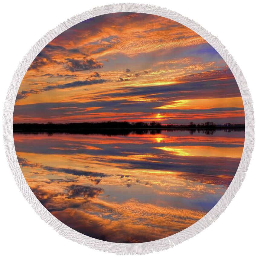 Mead Round Beach Towel featuring the photograph Orange Sunset Over South Rice Lake by Dale Kauzlaric