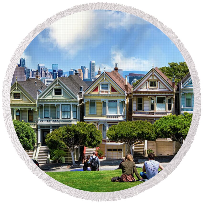 Alamo Square Round Beach Towel featuring the photograph Painted Ladies of San Francisco by David Levin