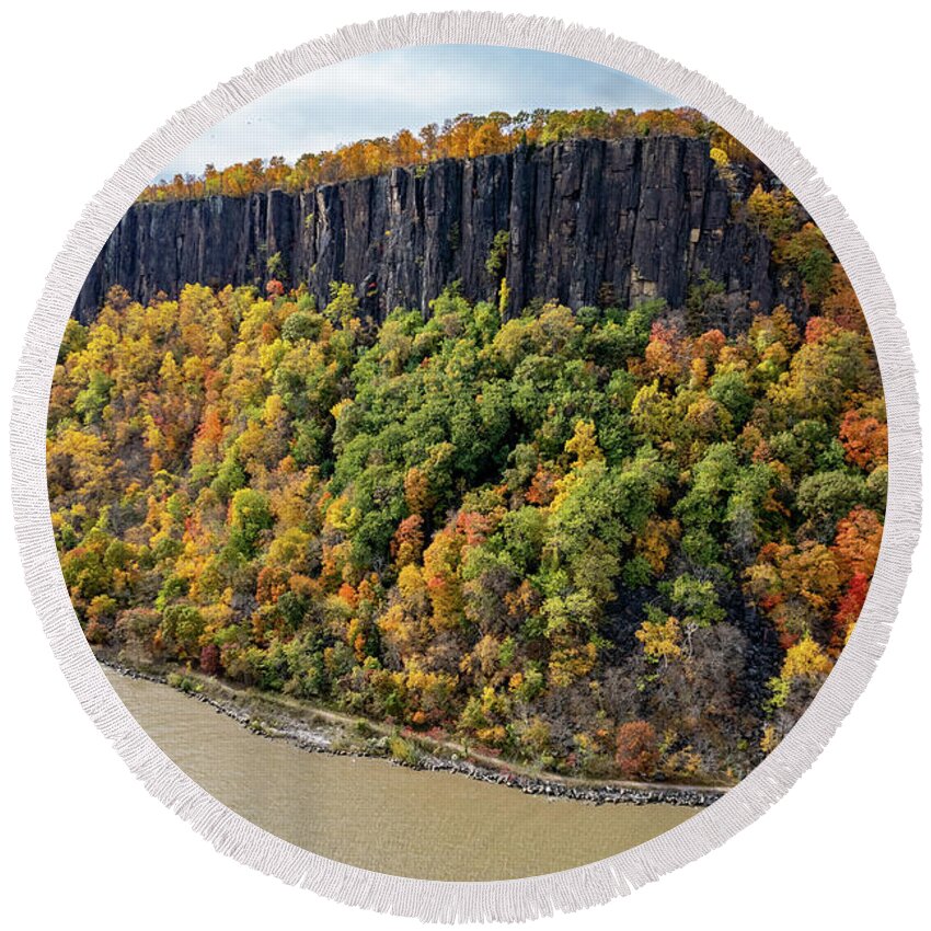 Autumn Round Beach Towel featuring the photograph Palisade Cliffs in Autumn 2 by Kevin Suttlehan