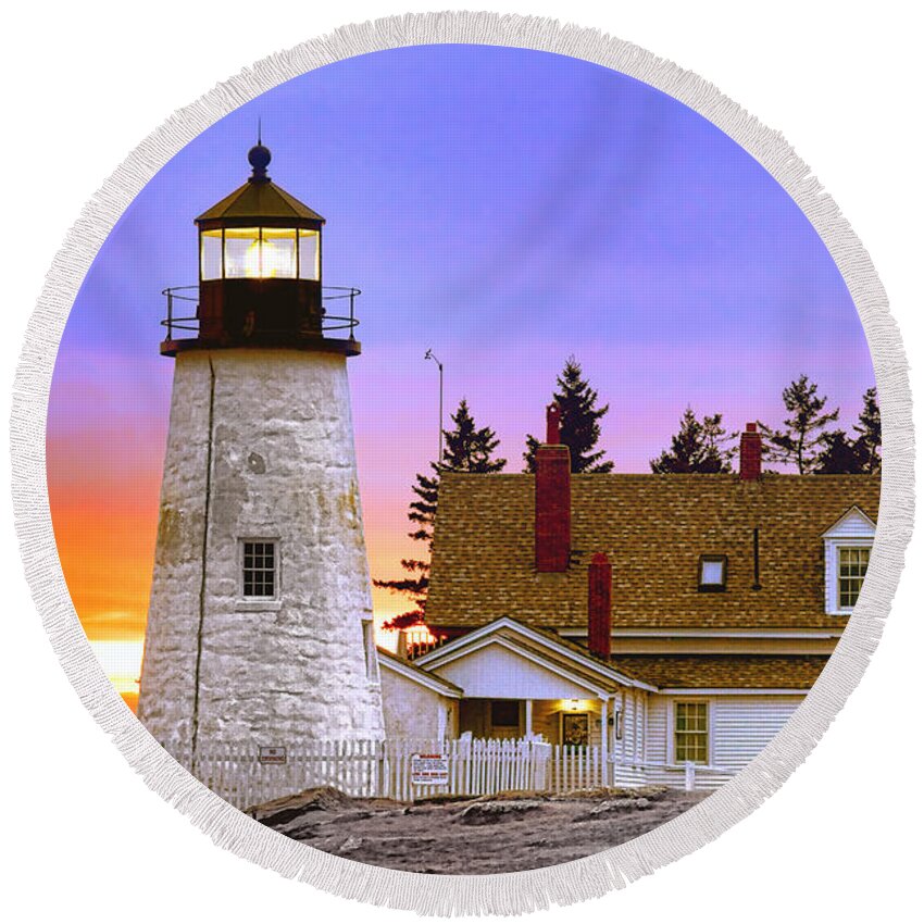 Pemaquid Round Beach Towel featuring the photograph Pemaquid Point Lighthouse and Light House Keeper House at Dusk by Olivier Le Queinec