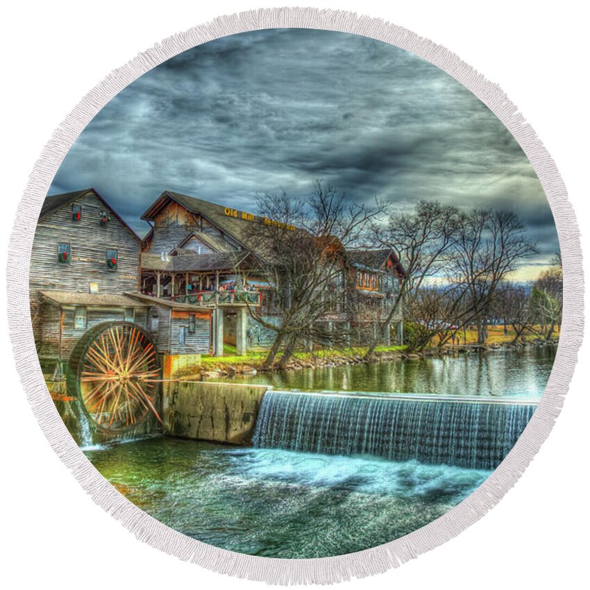 Reid Callaway Pigeon Forge Tn Round Beach Towel featuring the photograph Pigeon Forge TN Old Mill Restaurant General Store Grist Mill Fall Architectural Art by Reid Callaway