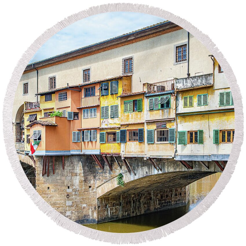 Florence Photography Round Beach Towel featuring the photograph Ponte Vecchio by Marla Brown