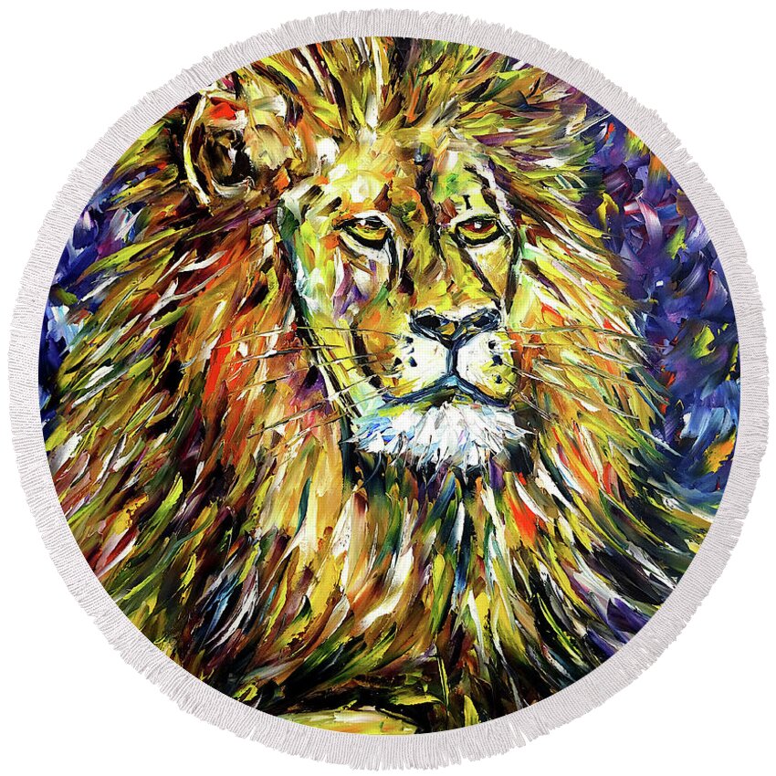 King Lion Painting Round Beach Towel featuring the painting Portrait Of A Lion by Mirek Kuzniar