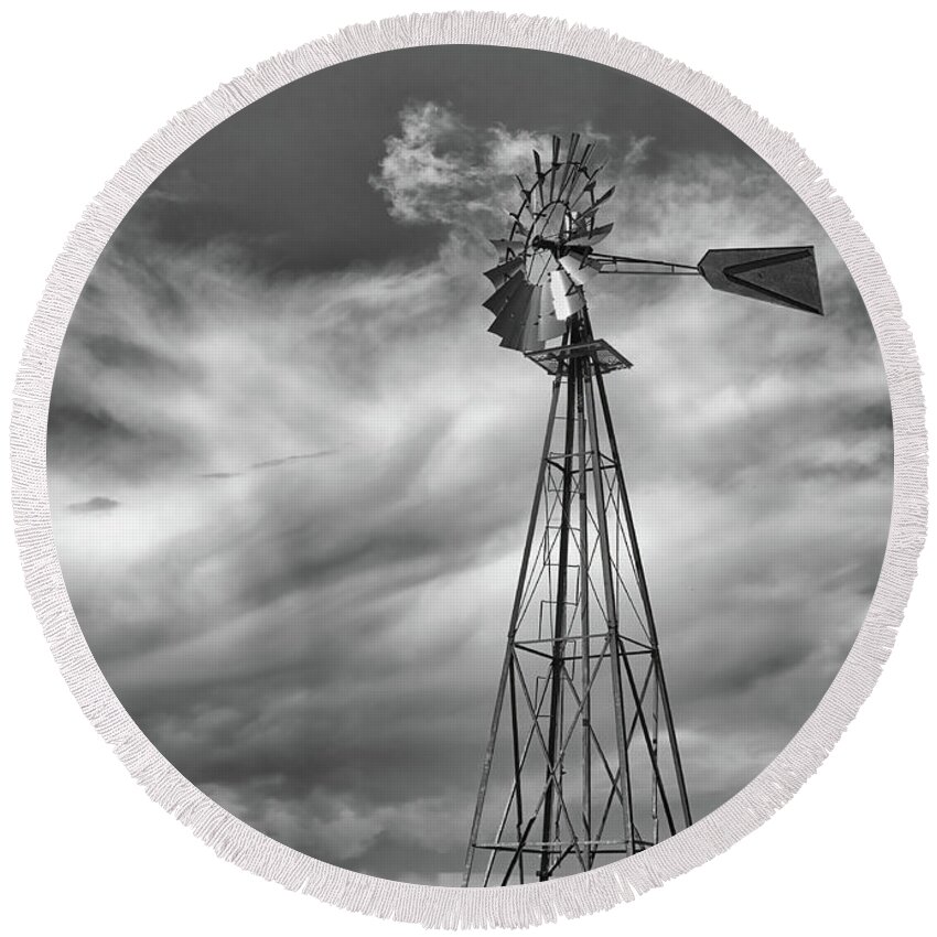 Prairie Round Beach Towel featuring the photograph Prairie Windmill by Bob Falcone