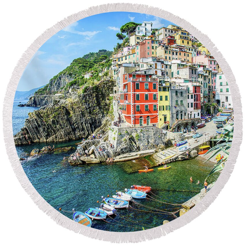 Italy Photography Round Beach Towel featuring the photograph Riomaggiore by Marla Brown