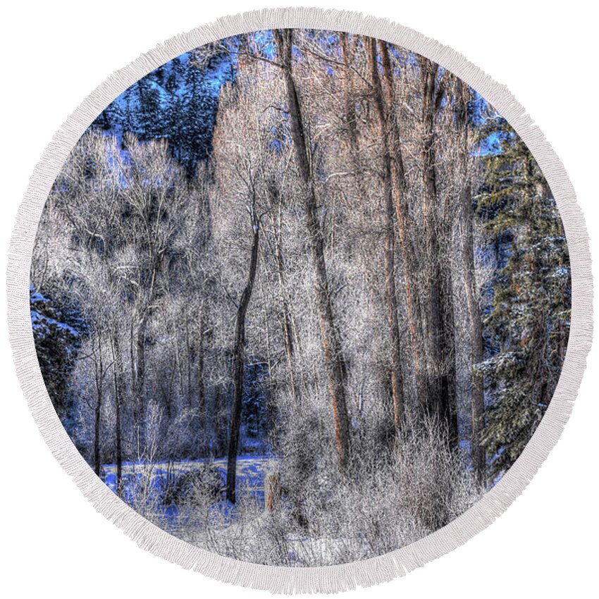 Mist Round Beach Towel featuring the photograph Roaring Forks Frost by Wayne King