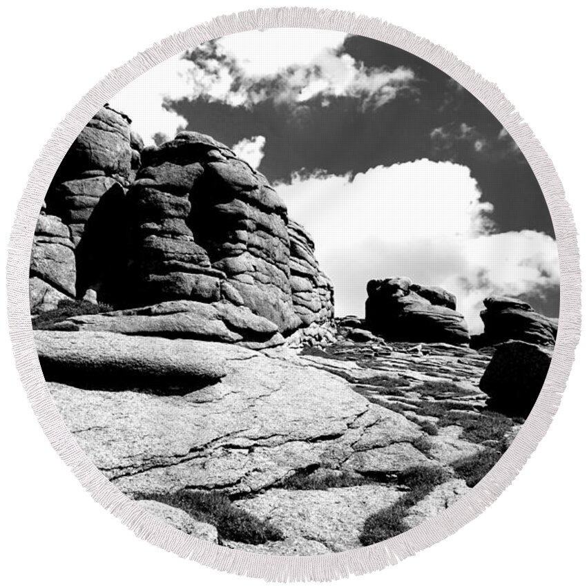 Black And White Round Beach Towel featuring the photograph Rocks in black and White by Ron Roberts