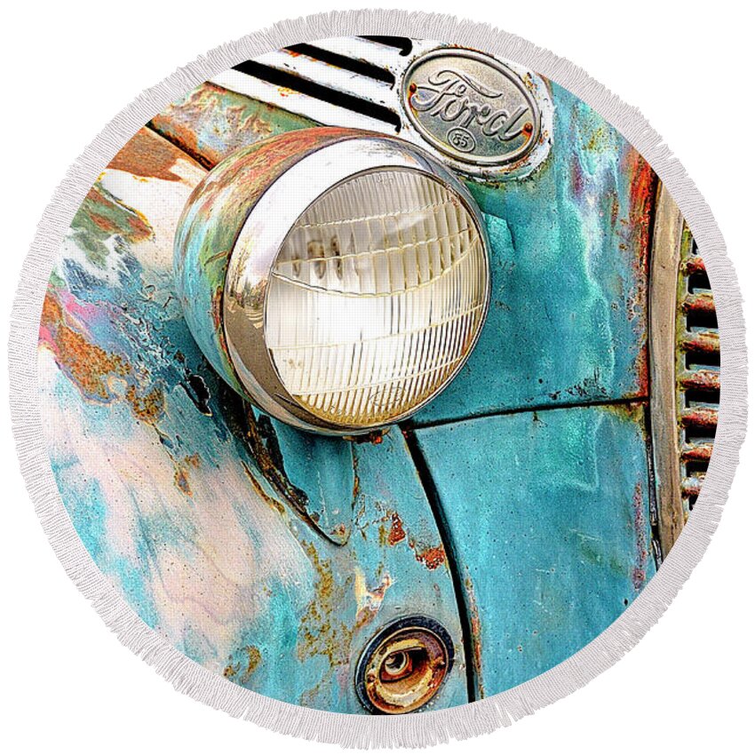 David Lawson Photography Round Beach Towel featuring the photograph Rusty Blues by David Lawson