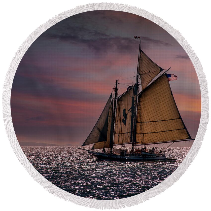 Windjammers Round Beach Towel featuring the photograph Sailing at Sunset by Fred LeBlanc