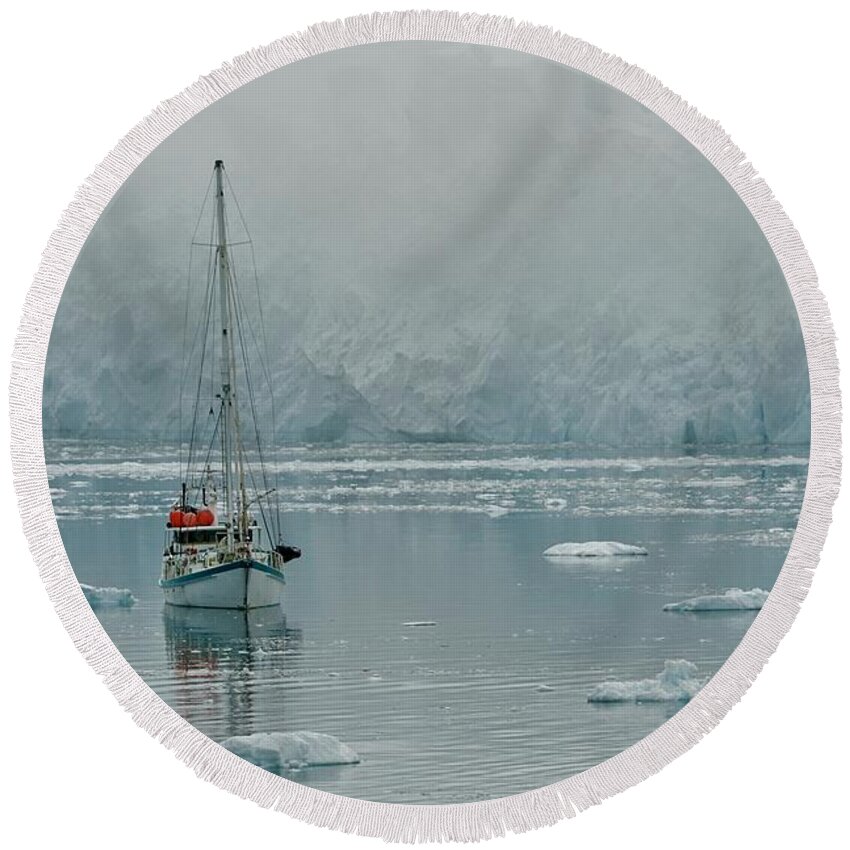 Sailing In Antarctica Round Beach Towel featuring the photograph Sailing Under down under by Darcy Dietrich