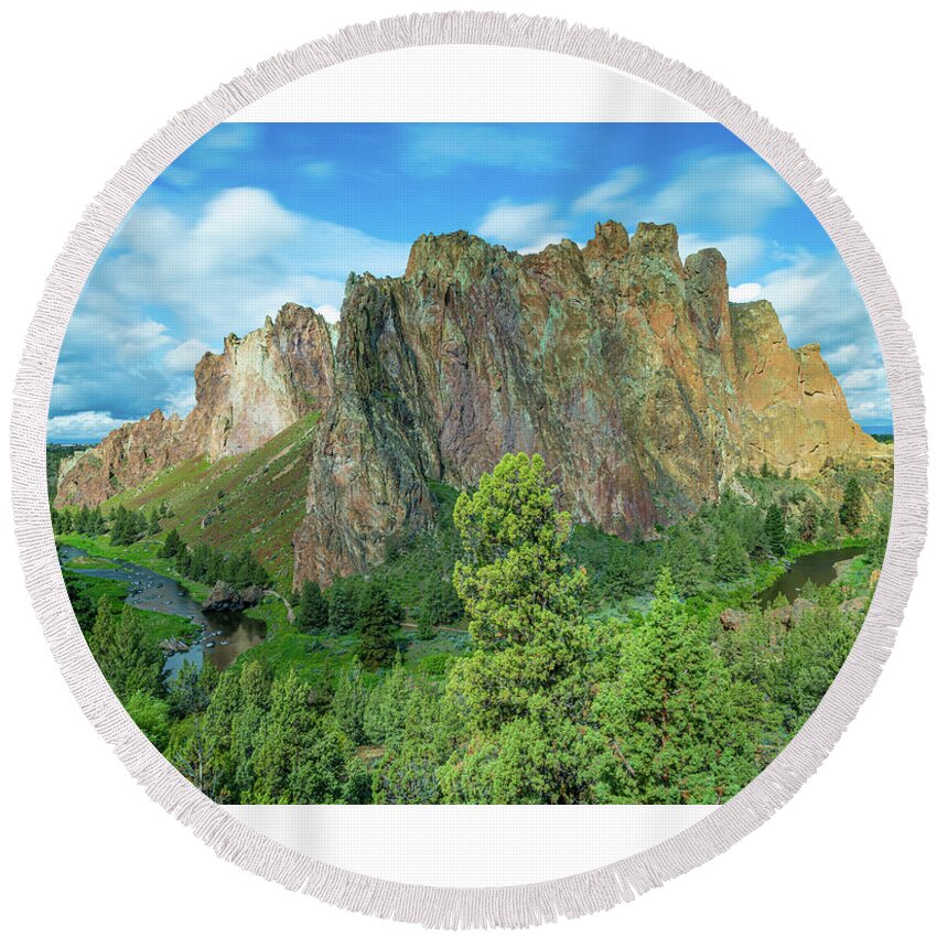 2019 Round Beach Towel featuring the photograph Smith Rock and the Crooked River by Erin K Images
