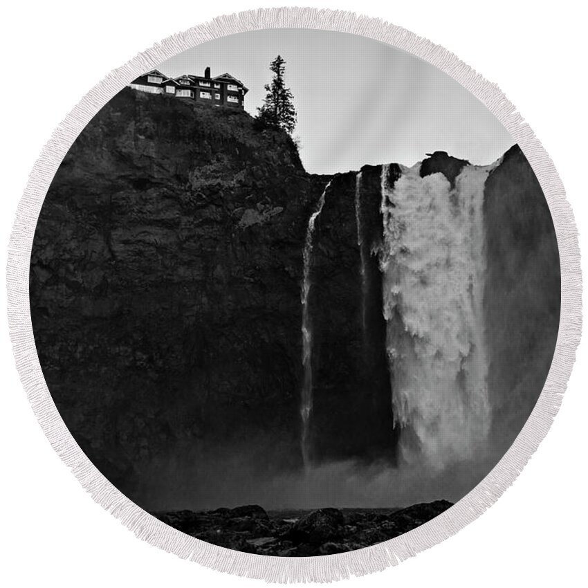 Majestic Round Beach Towel featuring the photograph Snoqualmie Falls Black and White by Pelo Blanco Photo