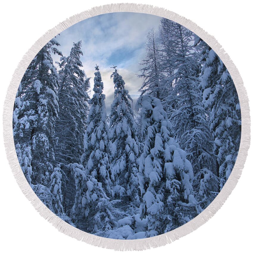 Snow Round Beach Towel featuring the photograph Snow capped by Thomas Nay