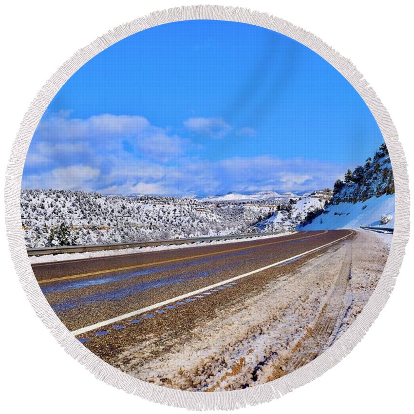 Zion Round Beach Towel featuring the photograph Snow Wonderland by Bnte Creations