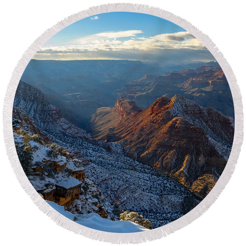 Snow Snowy Grand Canyon Winter Landscape Arizona Fstop101 Round Beach Towel featuring the photograph Snowy Grand Canyon by Geno Lee