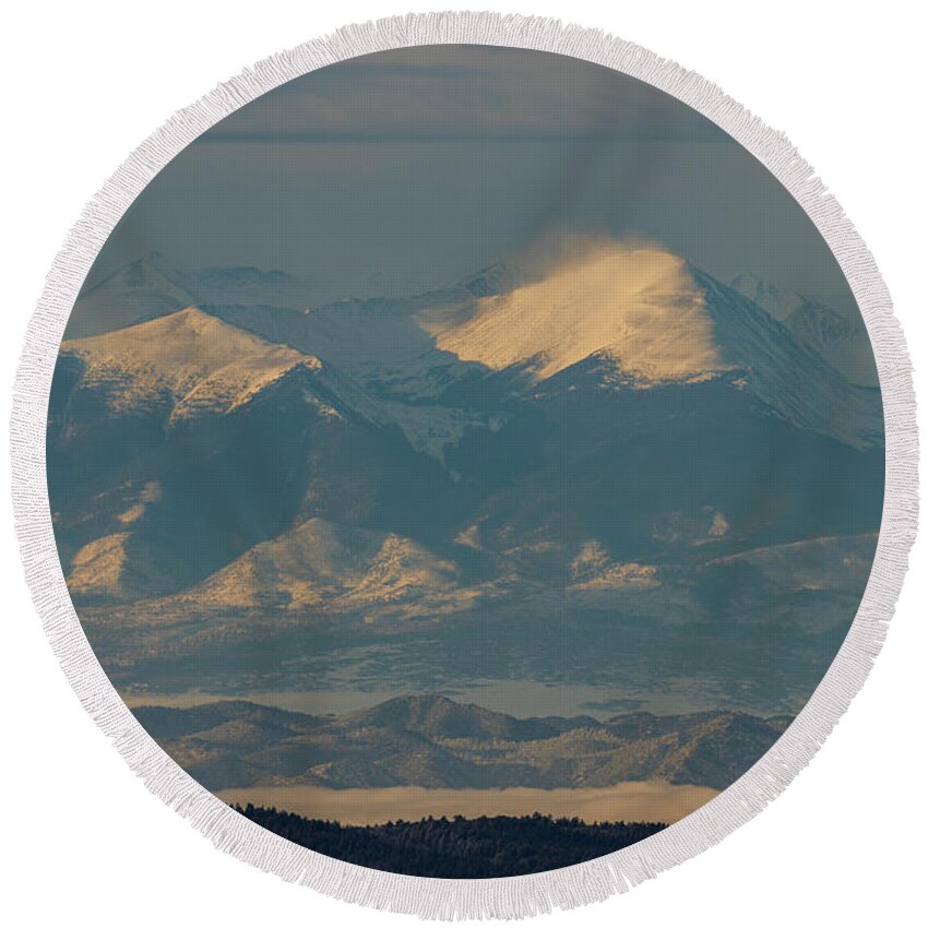 Sangre De Cristo Round Beach Towel featuring the photograph Snowy Sunrise on the Sangre by Steven Krull