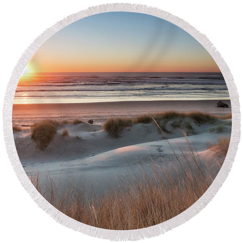Sunset Round Beach Towel featuring the photograph South Jetty Beach Sunset, No. 3 by Belinda Greb