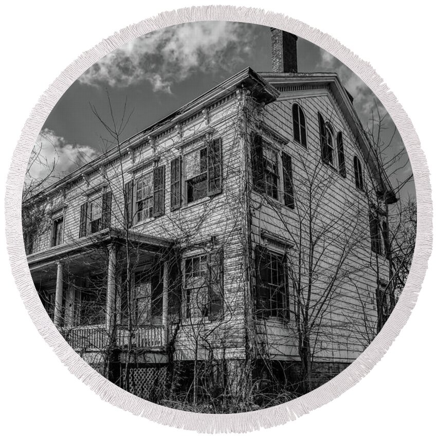 Haunted House Round Beach Towel featuring the photograph Spook House by David Letts