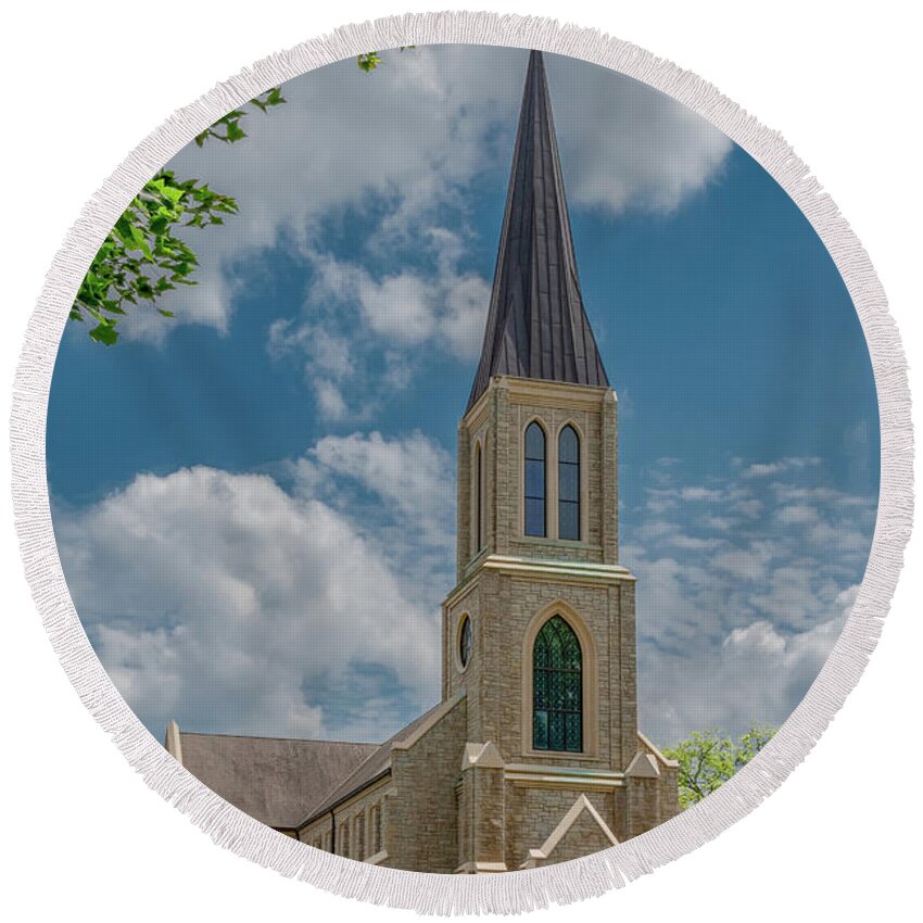 Tennessee Round Beach Towel featuring the photograph Springtime Chapel, Lee University by Marcy Wielfaert