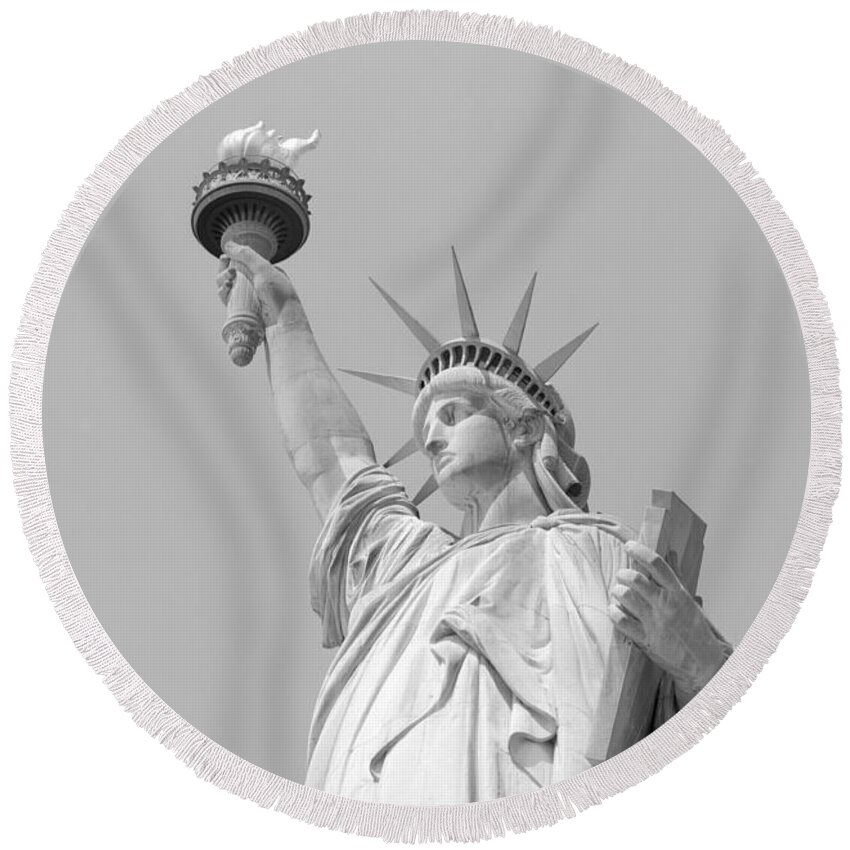 Statue Of Liberty Round Beach Towel featuring the photograph Statue of Liberty Black and White by War Is Hell Store
