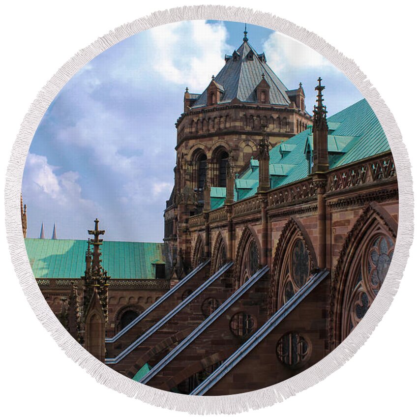 Flying Buttresses Alsace France Fstop101 Strasbourg Cathedral Europe Church Round Beach Towel featuring the photograph Strasbourg Cathedral by Geno