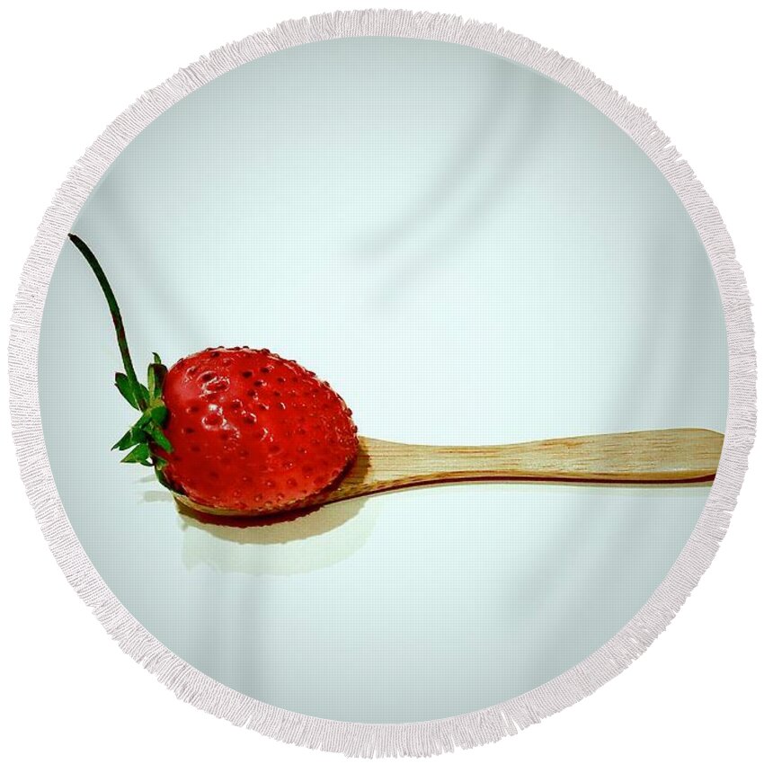 Strawberry Round Beach Towel featuring the photograph Strawberry Popsicle by Alida M Haslett