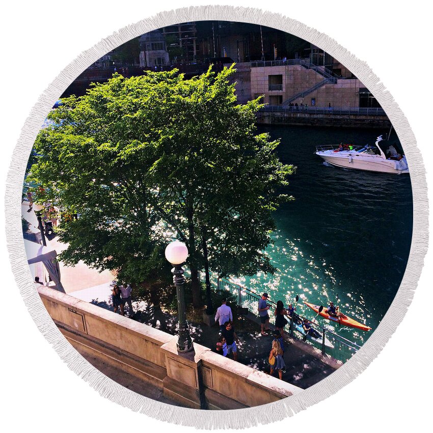 City Round Beach Towel featuring the photograph Summer Day's on the Chicago River by Frank J Casella