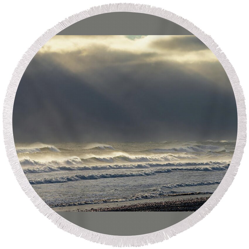 Windy Round Beach Towel featuring the photograph SunRay Surf by William Bretton