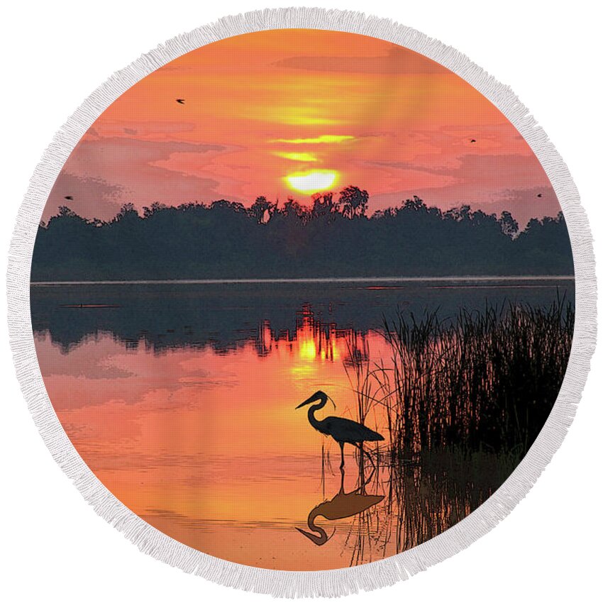 Sunrise Round Beach Towel featuring the photograph Sunrise Over Lake Smart by Robert Carter