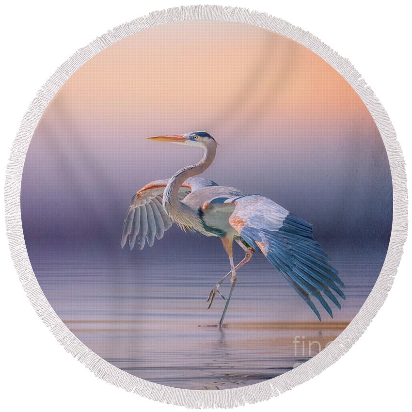 Great Blue Heron Round Beach Towel featuring the digital art Sunset Heron by Brian Tarr