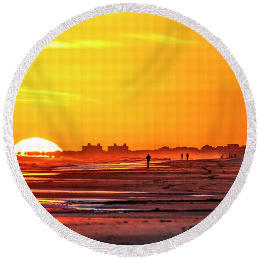 Sunset Round Beach Towel featuring the photograph Sunset on Indian Beach by Allen Carroll