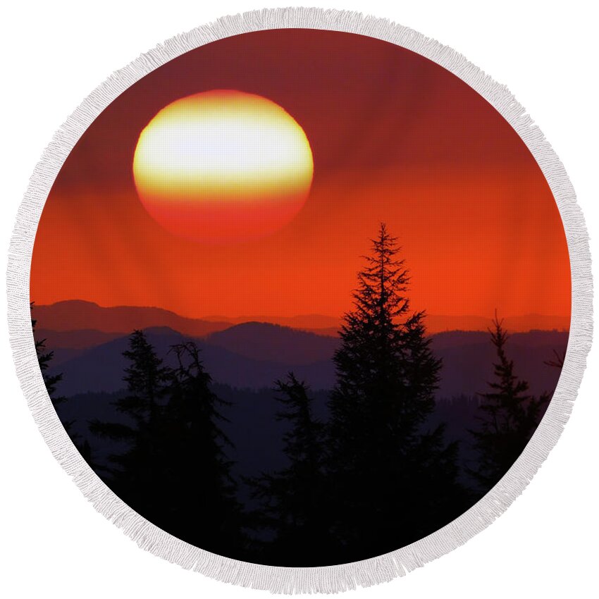 Sun Round Beach Towel featuring the photograph Sunset South Oregon by Carl Moore