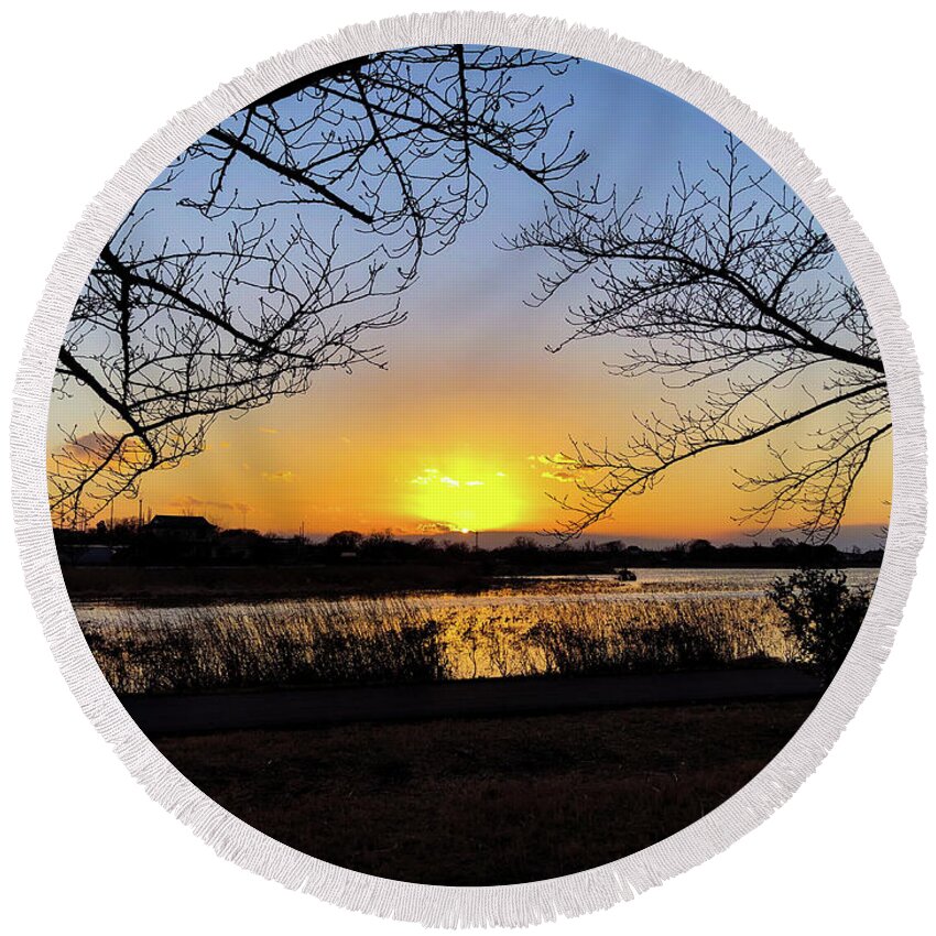 Sunset Round Beach Towel featuring the photograph Tatebayashi Sunset by Kiyoto Matsumoto